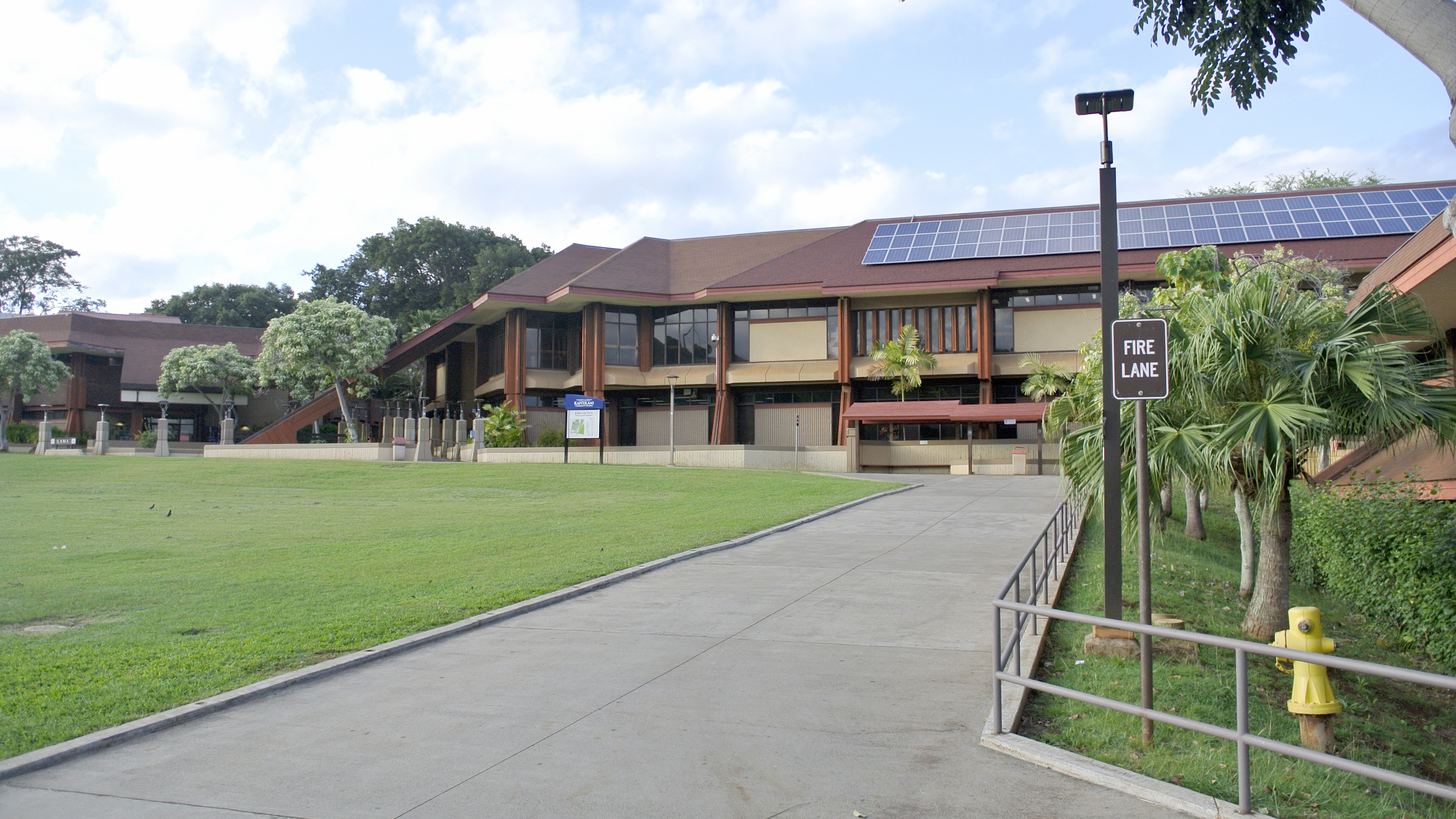おすすめ コミュニティカレッジ（公立短大）留学 Kapi'olani Community College カピオラニコミュニティカレッジ